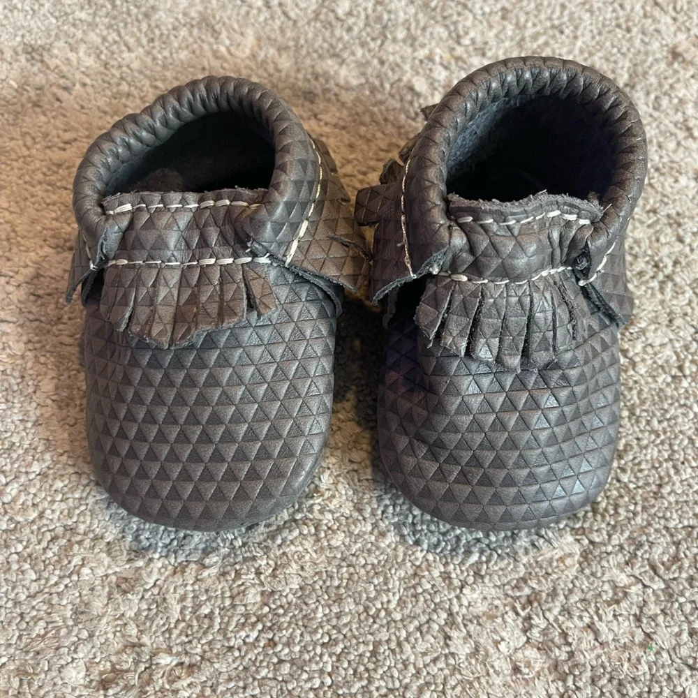 Freshly Picked Textured Charcoal Moccasins